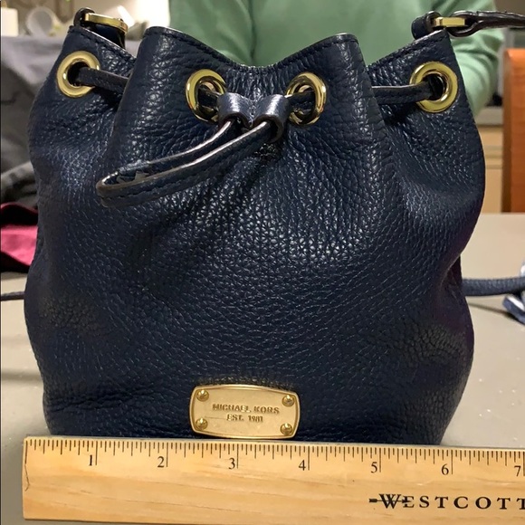 Michael Kors Crossbody Bag - Picture 4 of 8